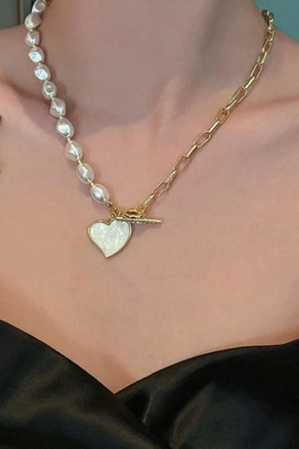 Heart Pendant Rhinestone Pearl Necklace | PRE ORDER