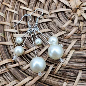 Pearl dangle earrings