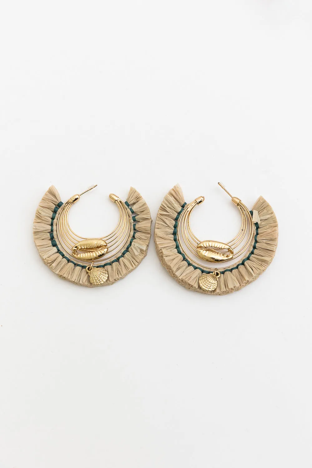 Seashell Raffia Earrings