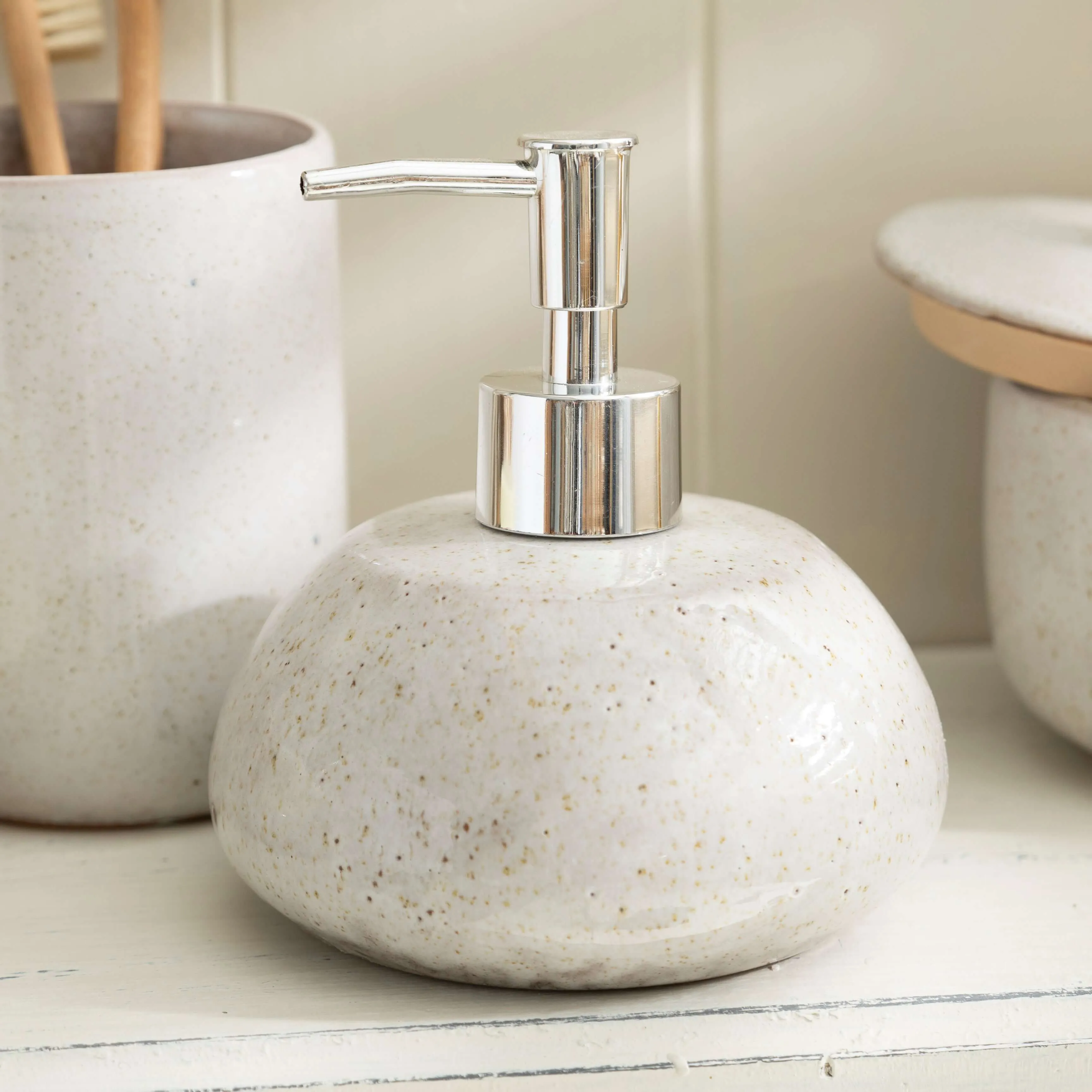 Stone Effect Ceramic Bathroom Accessory Set