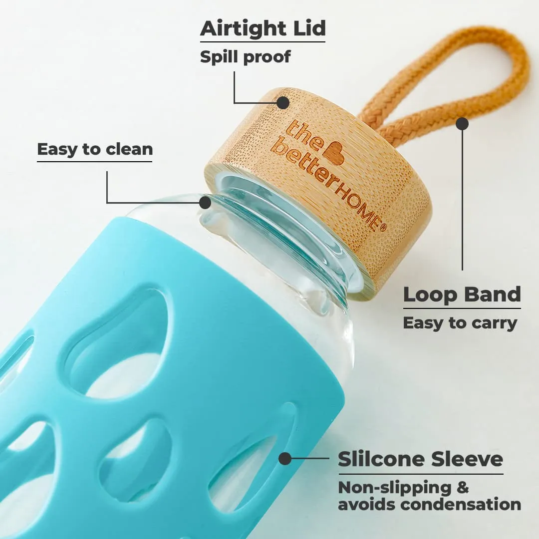 The Better Home Borosilicate Glass Water Bottle with Sleeve 550ml | Non Slip Silicon Sleeve & Bamboo Lid | Water Bottles for Fridge | Light Blue (Pack of 100)